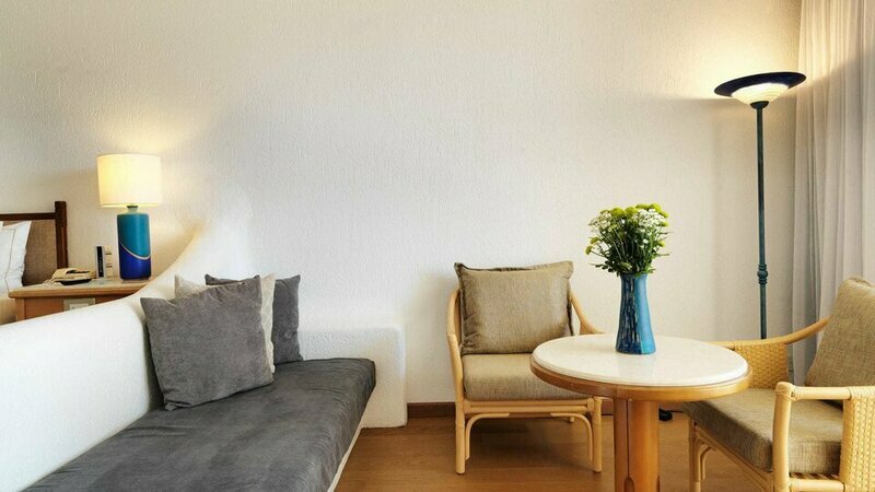 CORAL BEACH HOTEL & RESORT