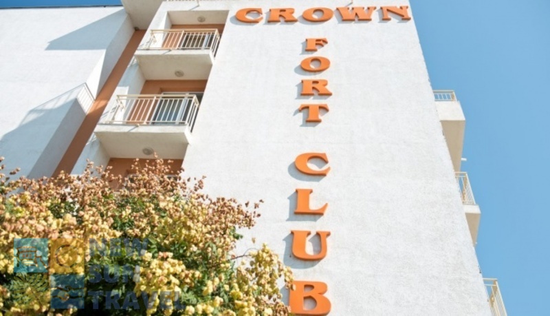 CROWN FORT CLUB